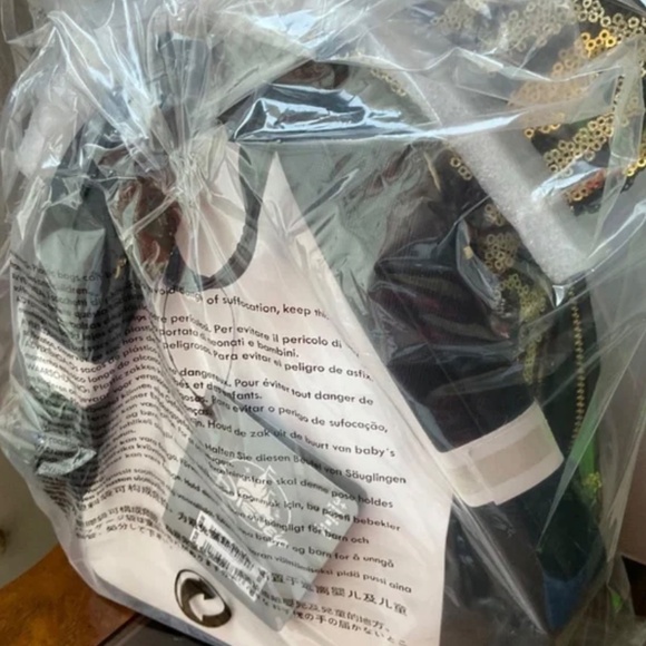 LOINGEFLY DISNEY PARKS MINNIE CHEETAH PRINT SEQUENCED  BACKPACK RARE NWT - Picture 3 of 4